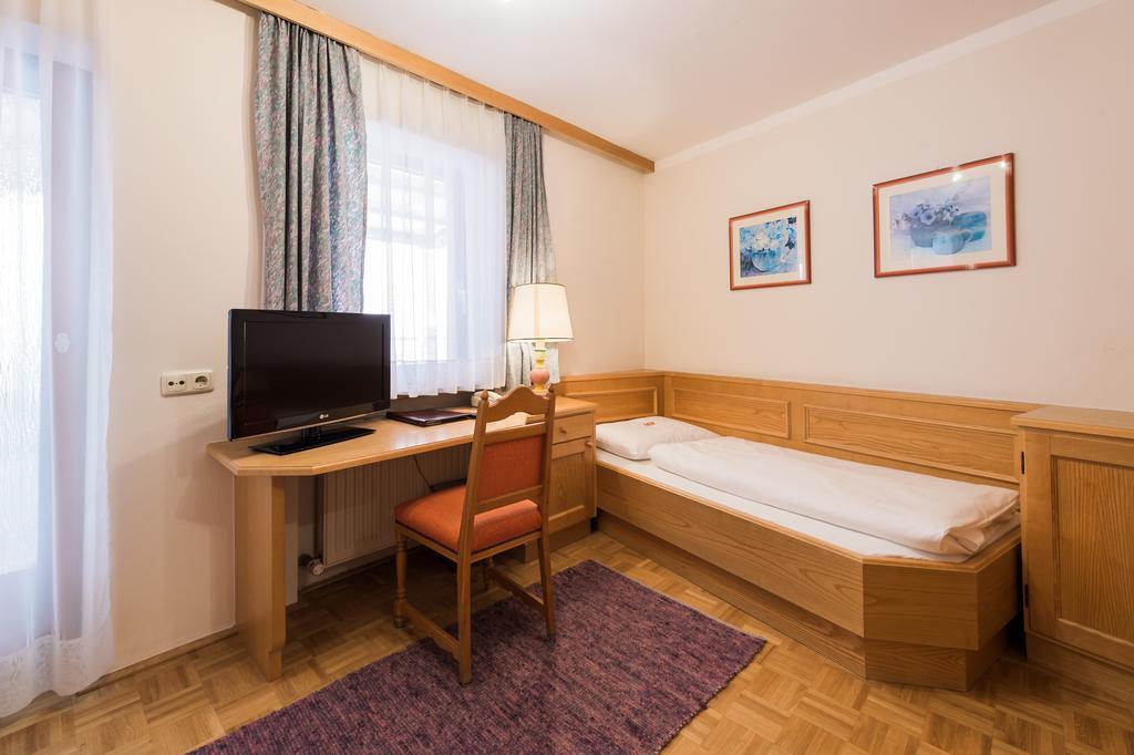 Gaestehaus Reiter Golling an der Salzach Exterior photo